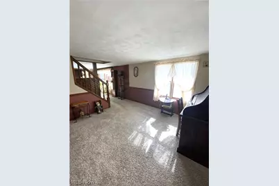 400 Lyons Avenue, East Palestine, OH 44413 - Photo 3