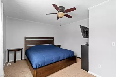 695 Hillcrest Drive, Wadsworth, OH 44281 - Photo 15