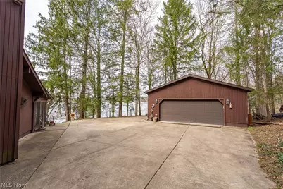 9707 Lakewood Drive NE, Mineral City, OH 44656 - Photo 33