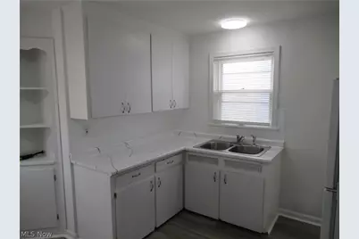 13510 Sherry Avenue, Loveland, OH 44135 - Photo 7