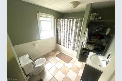 317 Illinois Avenue, Lorain, OH 44052 - Photo 3