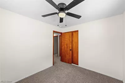 11412 Hempstead Road, Loveland, OH 44125 - Photo 17