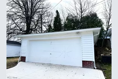 11412 Hempstead Road, Loveland, OH 44125 - Photo 33