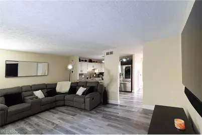 9985 Beverly Lane, Streetsboro, OH 44241 - Photo 11