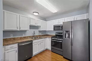 585 Birch Hill Dr, Medina, OH 44256 - Photo 9