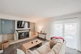 920 Howard St, Elyria, OH 44035 - Photo 7