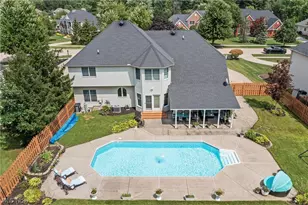 8412 Windsor Way, Grandview Heights, OH 44147 - Photo 5