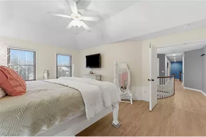 8412 Windsor Way, Grandview Heights, OH 44147 - Photo 29