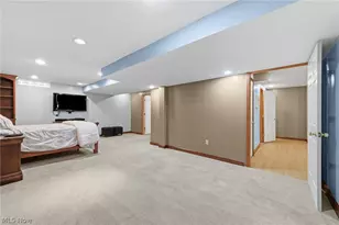 8412 Windsor Way, Grandview Heights, OH 44147 - Photo 45