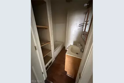 55060 National Rd, Bridgeport, OH 43912 - Photo 11