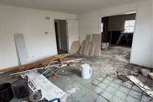 55060 National Rd, Bridgeport, OH 43912 - Photo 13