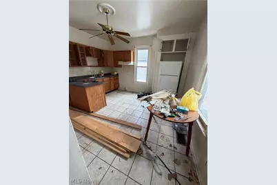 55060 National Rd, Bridgeport, OH 43912 - Photo 7