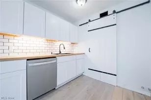 20900 Priday Ave, Euclid, OH 44123 - Photo 9