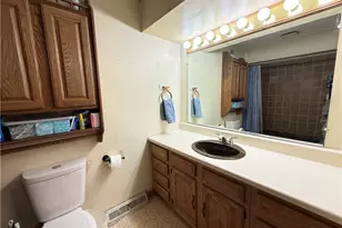 1522 Mapledale Rd, Wickliffe, OH 44092 - Photo 15