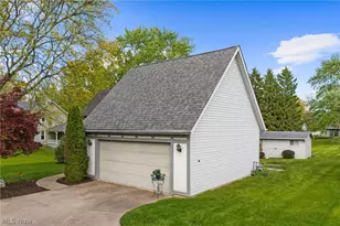 866 S Court St, Medina, OH 44256 - Photo 3