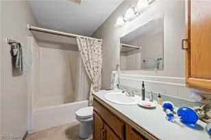 866 S Court St, Medina, OH 44256 - Photo 9