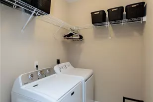 9062 Franklin Dr, North Ridgeville, OH 44039 - Photo 23