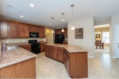 9062 Franklin Drive, North Ridgeville, OH 44039 - Photo 15