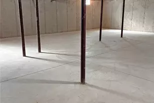 8860 Sharp Rd, Olmsted Twp, OH 44138 - Photo 27