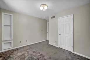 852 Storer Ave, Akron, OH 44320 - Photo 19