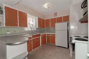 2695 River Rd, Willoughby Hills, OH 44094 - Photo 9