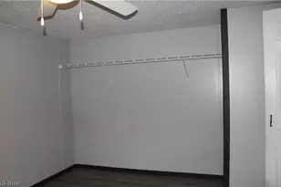 6000 Beth Ave SW, Canton, OH 44706 - Photo 9