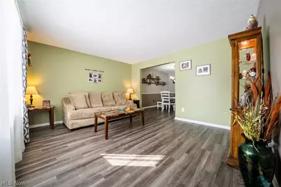 370 Lear Road, Avon Lake, OH 44012 - Photo 7