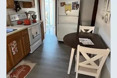 305 Irene Street, Toronto, OH 43964 - Photo 7