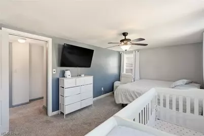 298 E Ford Avenue, Barberton, OH 44203 - Photo 27