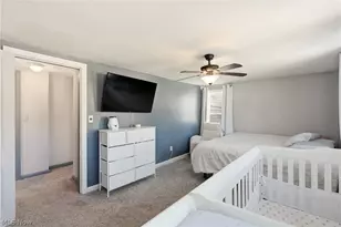 298 E Ford Ave, Barberton, OH 44203 - Photo 27