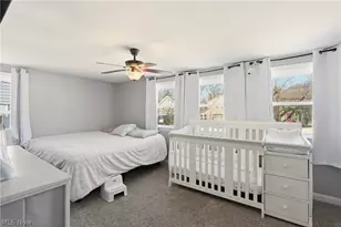 298 E Ford Ave, Barberton, OH 44203 - Photo 25