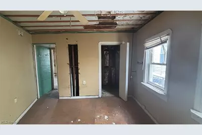 756 Brown Street, Akron, OH 44311 - Photo 11