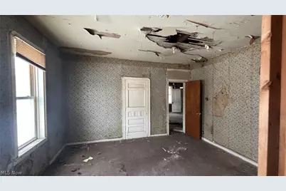 756 Brown Street, Akron, OH 44311 - Photo 5