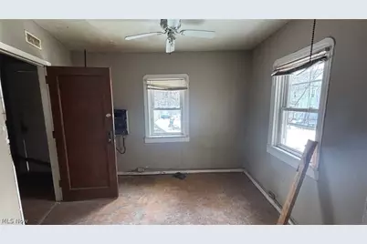 756 Brown Street, Akron, OH 44311 - Photo 13