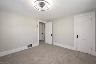 957 Mercer Ave, Akron, OH 44320 - Photo 21