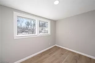 957 Mercer Ave, Akron, OH 44320 - Photo 15