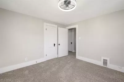 957 Mercer Avenue, Akron, OH 44320 - Photo 19