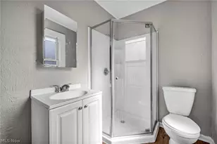 18526 Underwood Ave, Loveland, OH 44119 - Photo 37