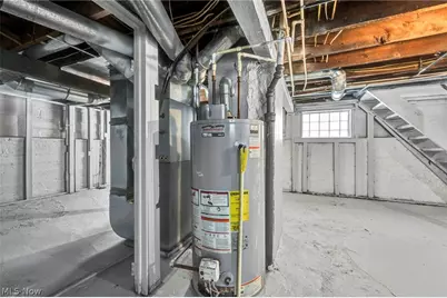 18526 Underwood Avenue, Loveland, OH 44119 - Photo 43