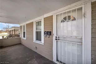 18526 Underwood Ave, Loveland, OH 44119 - Photo 7