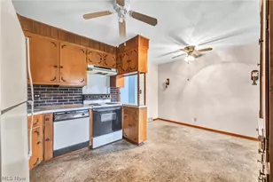 7181 York Rd, Parma, OH 44130 - Photo 11