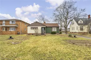 7181 York Rd, Parma, OH 44130 - Photo 3