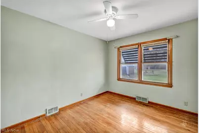 7181 York Road, Parma, OH 44130 - Photo 17