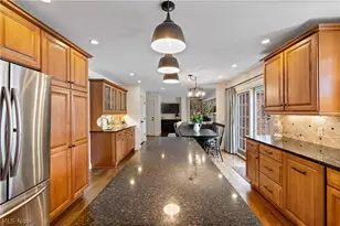 2795 Stonebridge Ct, Hudson, OH 44236 - Photo 7