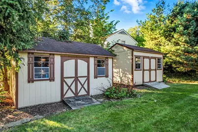 4250 Oak Knoll Drive, Boardman, OH 44512 - Photo 11