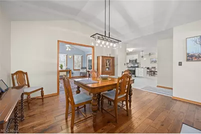 976 Rosemarie Circle, Wadsworth, OH 44281 - Photo 9