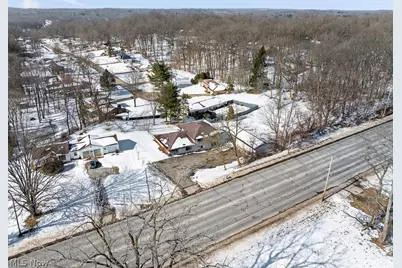 12445 Cleveland Avenue NW, Uniontown, OH 44685 - Photo 41