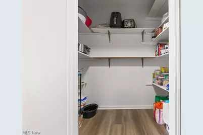 12445 Cleveland Avenue NW, Uniontown, OH 44685 - Photo 25