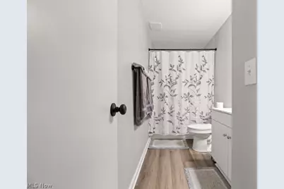 12445 Cleveland Avenue NW, Uniontown, OH 44685 - Photo 33