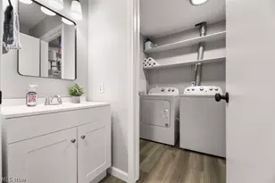 12445 Cleveland Ave NW, Uniontown, OH 44685 - Photo 21